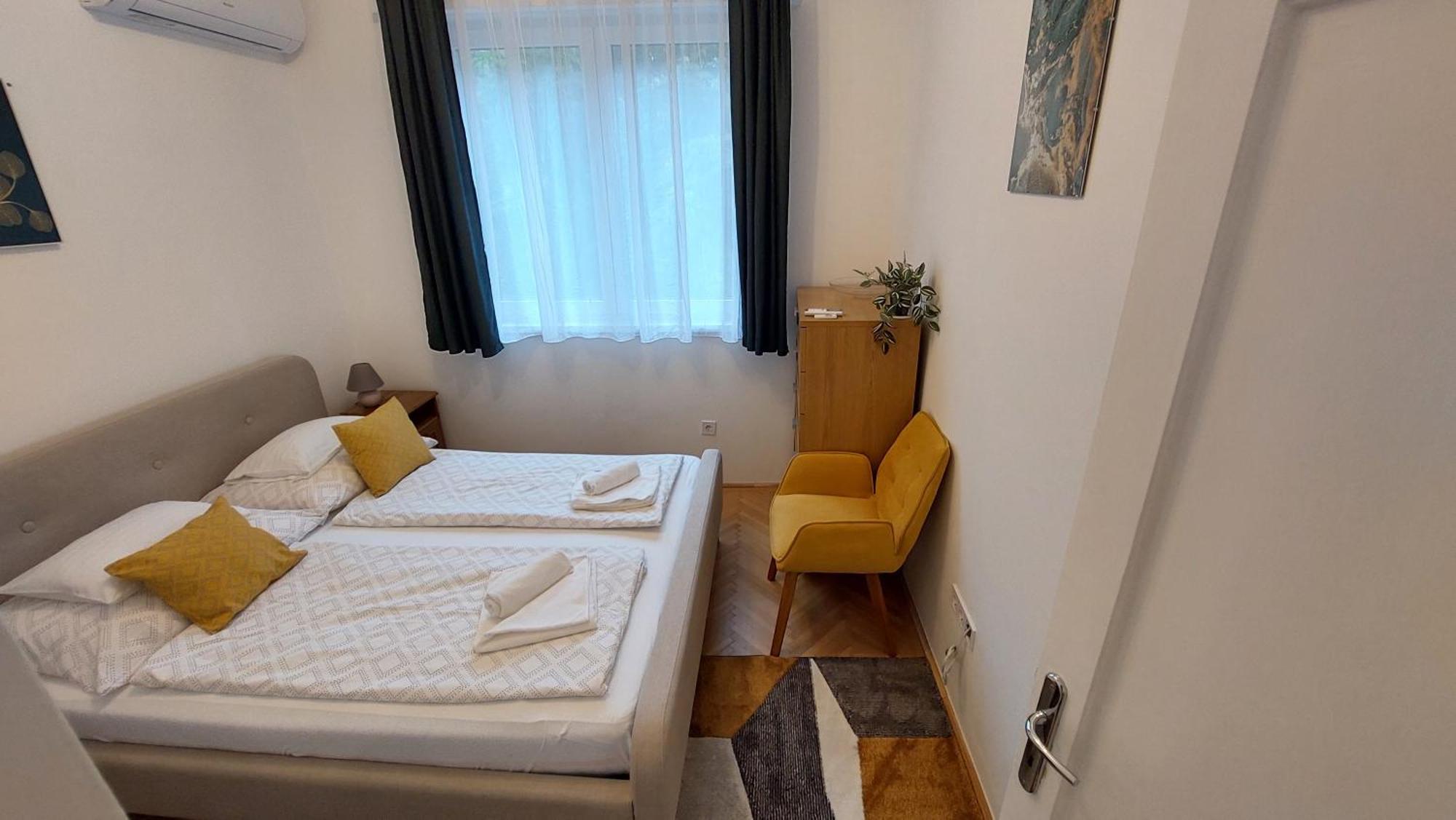Apartman Comfy And Stylish Jewelry Box Budapest